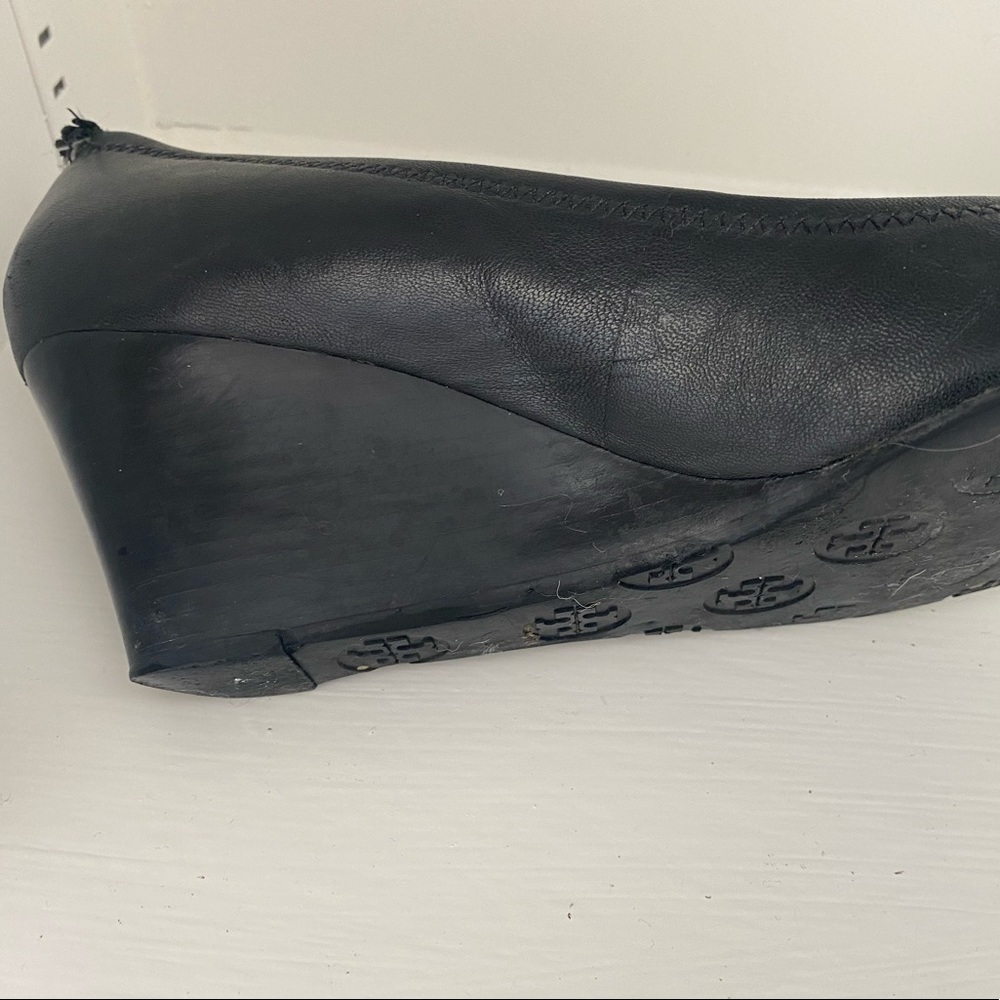 Tory Burch Sally wedge size 8.5 - Picture 8 of 10